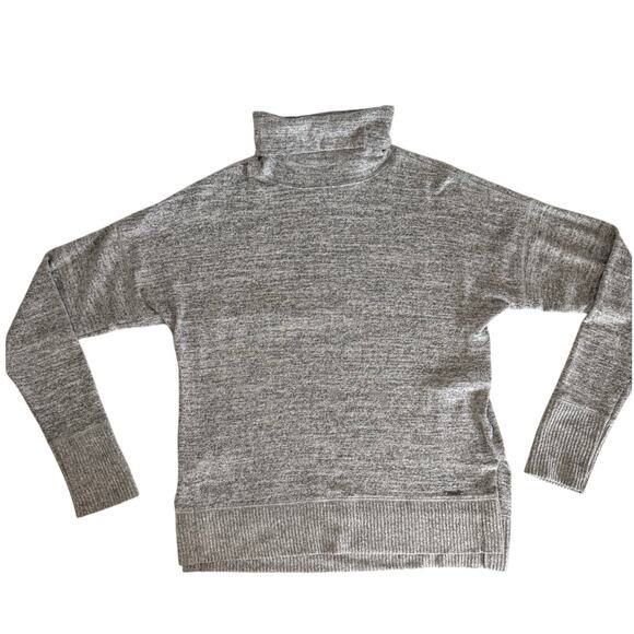Abercrombie & Fitch Cozy AF Turtleneck Sweater Gray Women's Fitted Size XS - Picture 1 of 11